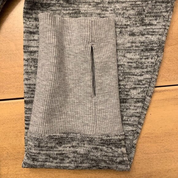 Athleta Pullover Batwing Robin Gray Size Small - Picture 4 of 10